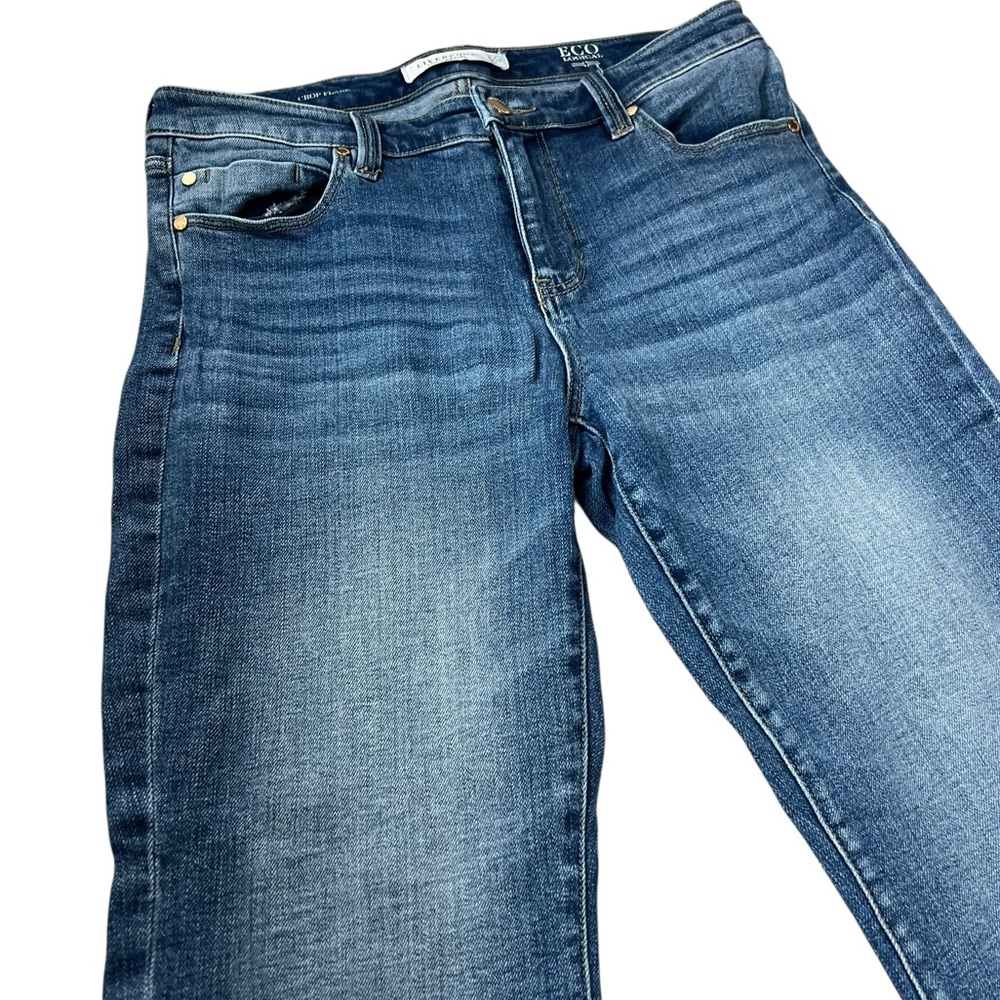 Liverpool Women’s High-rise Cropped Flare Jeans in Deep Blue - Picture 3 of 4